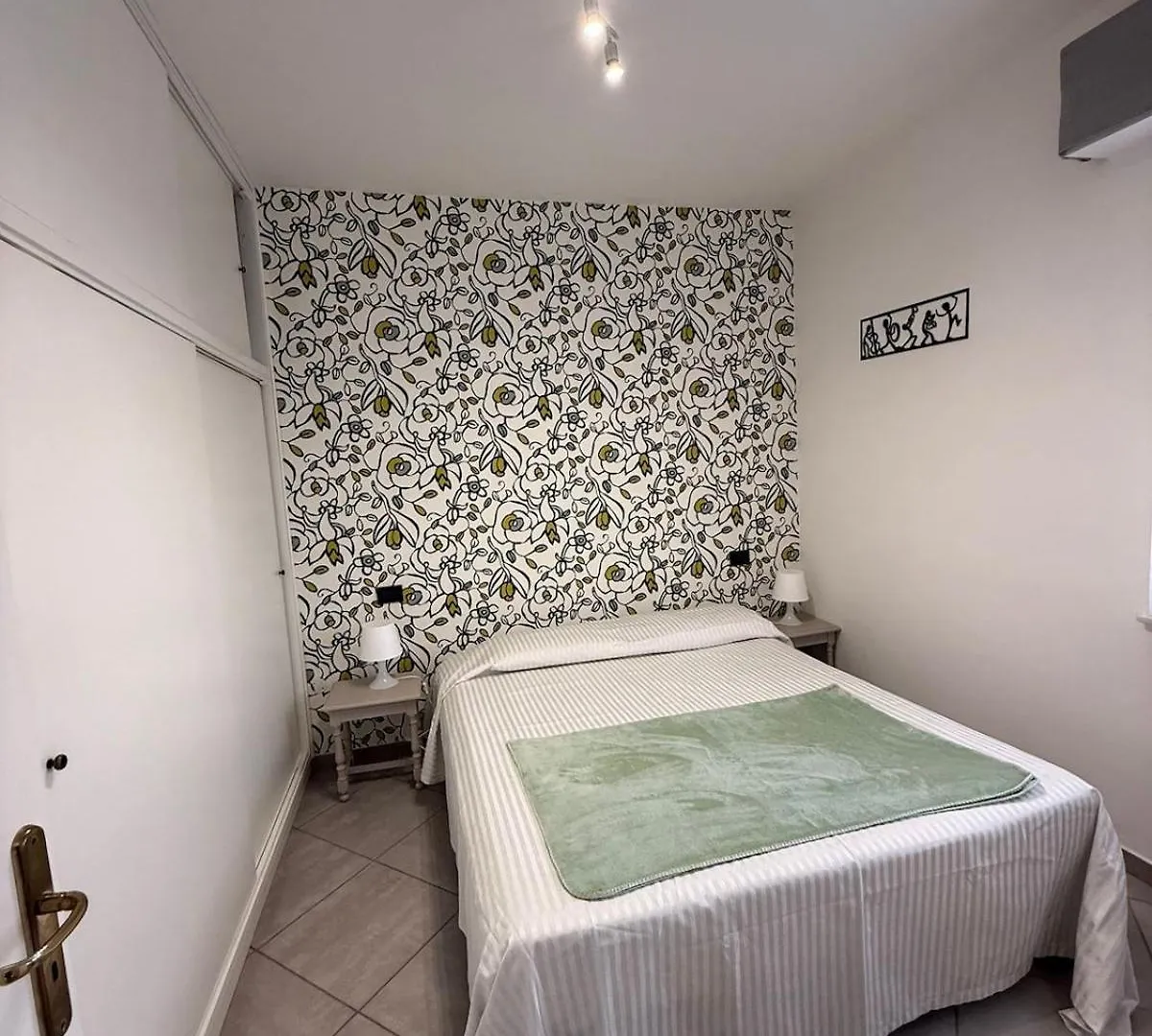 La Maison Di Lilli Follonica 0*,
