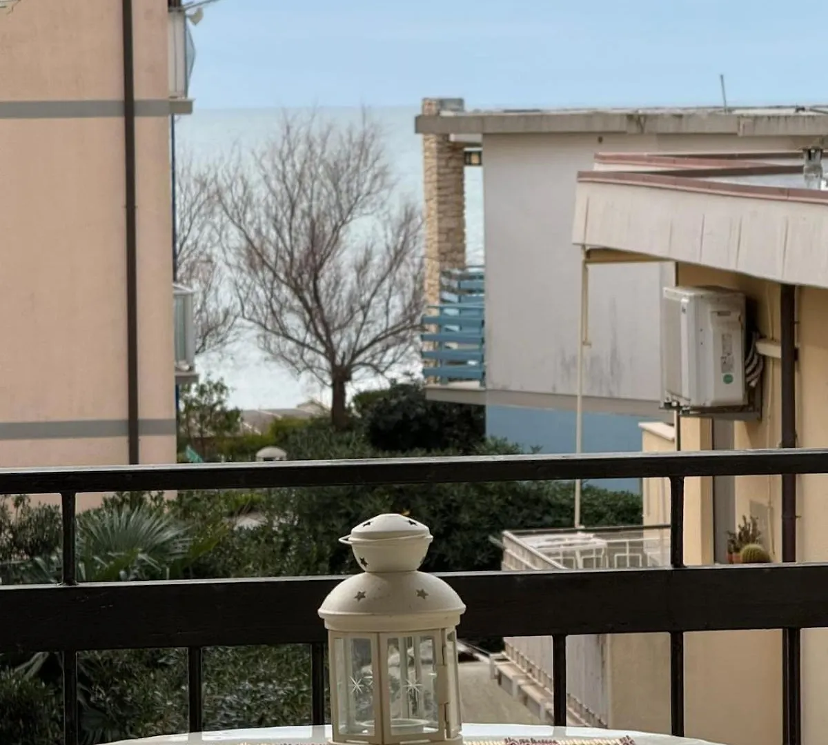 La Maison Di Lilli Follonica 0*,